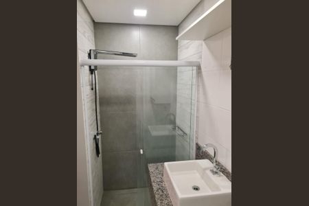 Banheiro  de apartamento para alugar com 1 quarto, 39m² em Cidade Baixa, Porto Alegre