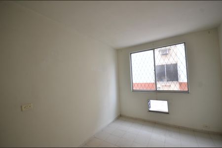 Quarto 1 de apartamento para alugar com 2 quartos, 70m² em Praça Seca, Rio de Janeiro