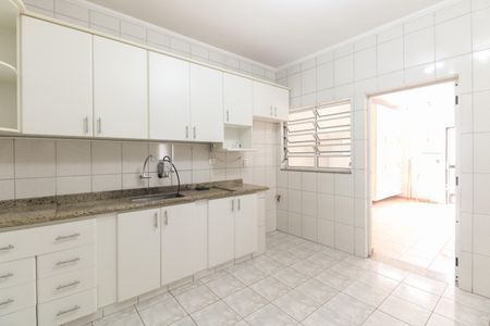 Casa para alugar com 120m², 3 quartos e 2 vagasCozinha 