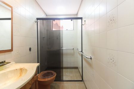 Casa para alugar com 120m², 3 quartos e 2 vagasBanheiro Suíte 