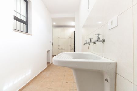 Casa para alugar com 120m², 3 quartos e 2 vagasÁrea de Serviço 