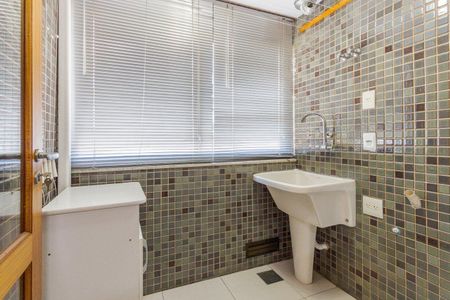 Apartamento para alugar com 118m², 3 quartos e 1 vagaÁrea de Serviço