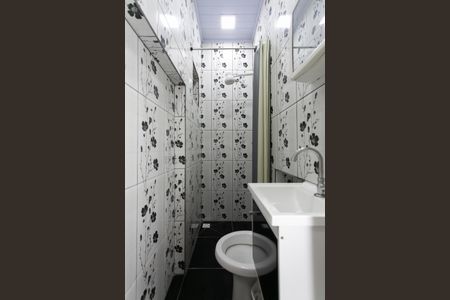 Banheiro  de kitnet/studio para alugar com 1 quarto, 25m² em Vila Siria, São Paulo