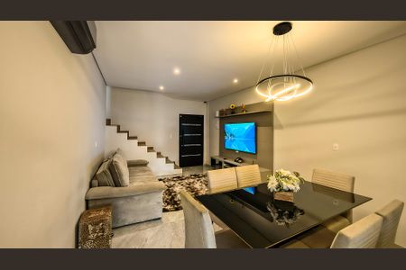 Sala de casa para alugar com 3 quartos, 250m² em Jardim Sao Benedito, São Paulo