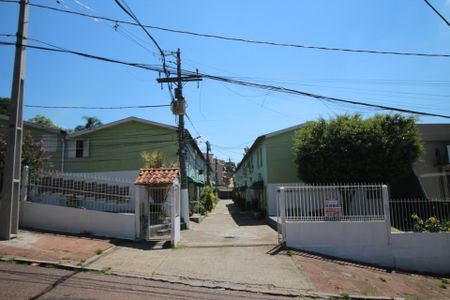 Casa de condomínio para alugar com 42m², 1 quarto e 1 vagaFachada