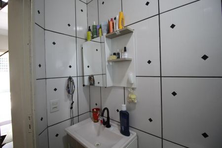 Casa de condomínio para alugar com 42m², 1 quarto e 1 vagaBanheiro