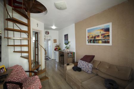 Sala de apartamento para alugar com 1 quarto, 42m² em São José, Porto Alegre