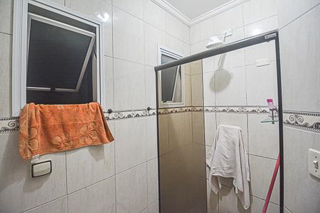 Casa à venda com 225m², 4 quartos e 4 vagasBanheiro da Suíte 2