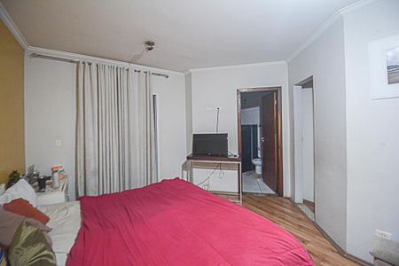 Casa à venda com 225m², 4 quartos e 4 vagasQuarto 3 - Suíte