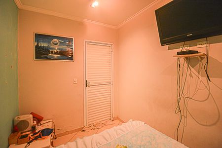 Casa à venda com 225m², 4 quartos e 4 vagasQuarto