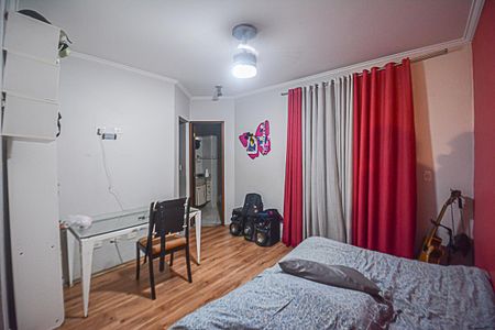 Casa à venda com 225m², 4 quartos e 4 vagasQuarto 2 - Suíte