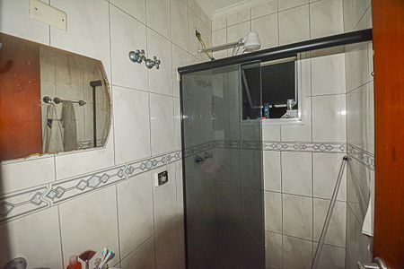 Casa à venda com 225m², 4 quartos e 4 vagasBanheiro