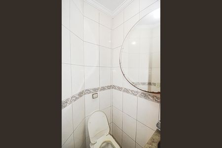 Casa à venda com 225m², 4 quartos e 4 vagasLavabo