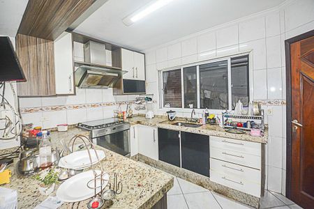 Casa à venda com 225m², 4 quartos e 4 vagasCozinha