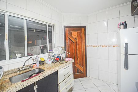 Casa à venda com 225m², 4 quartos e 4 vagasCozinha