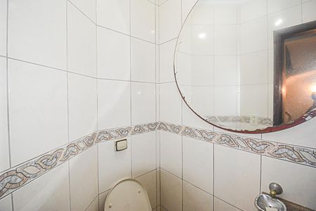 Casa à venda com 225m², 4 quartos e 4 vagasLavabo