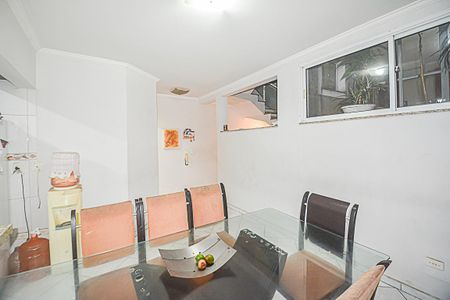 Casa à venda com 225m², 4 quartos e 4 vagasCopa