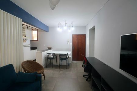 Sala de apartamento para alugar com 1 quarto, 40m² em Jardim Tejereba, Guarujá