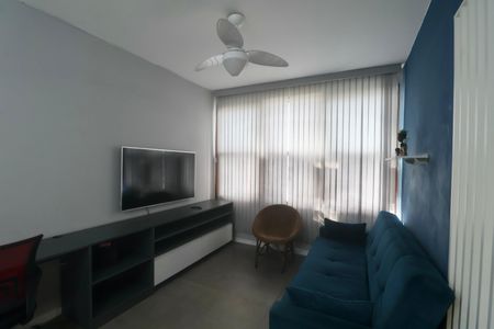 Sala de apartamento para alugar com 1 quarto, 40m² em Jardim Tejereba, Guarujá