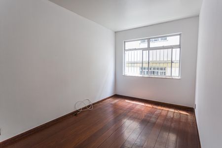 Apartamento à venda com 90m², 3 quartos e 1 vagaSala