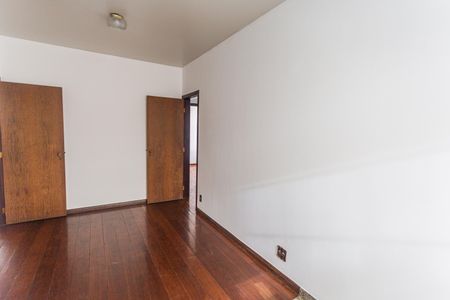 Apartamento à venda com 90m², 3 quartos e 1 vagaCopa