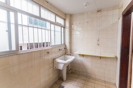 Apartamento à venda com 90m², 3 quartos e 1 vagaÁrea de Serviço