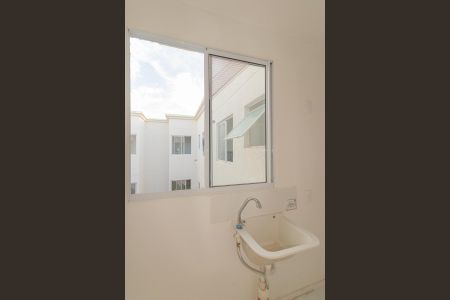 Apartamento para alugar com 49m², 2 quartos e sem vaga Apartamento para alugar com 49m², 2 quartos e sem vagaCozinha e Área de Serviço