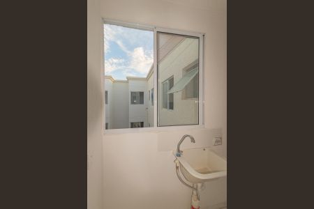 Apartamento para alugar com 49m², 2 quartos e sem vaga Apartamento para alugar com 49m², 2 quartos e sem vagaCozinha e Área de Serviço