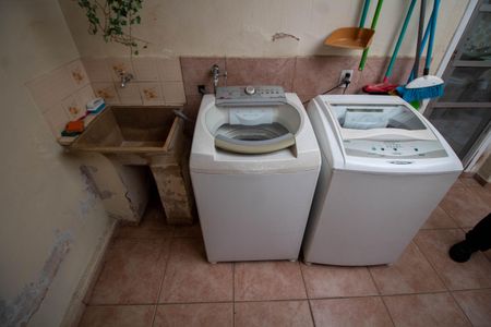 Casa à venda com 283m², 4 quartos e 1 vagaÁREA DE SERVIÇO