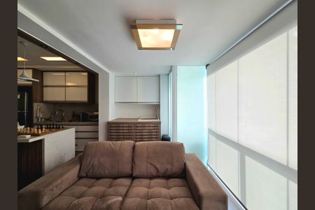 Studio à venda com 37m², 1 quarto e 1 vagaVaranda