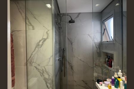 Apartamento à venda com 180m², 4 quartos e 3 vagasBanheiro