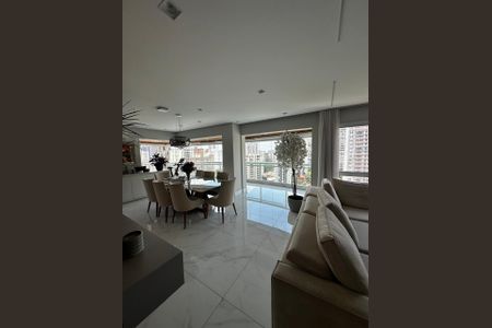 Apartamento à venda com 180m², 4 quartos e 3 vagasSala