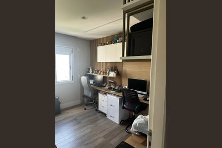 Apartamento à venda com 180m², 4 quartos e 3 vagasQuarto