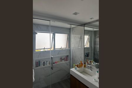 Apartamento à venda com 180m², 4 quartos e 3 vagasBanheiro