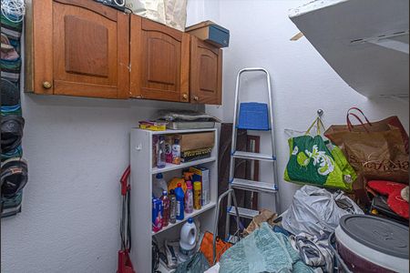 Apartamento à venda com 111m², 2 quartos e sem vagaquarto na área de serviço_1
