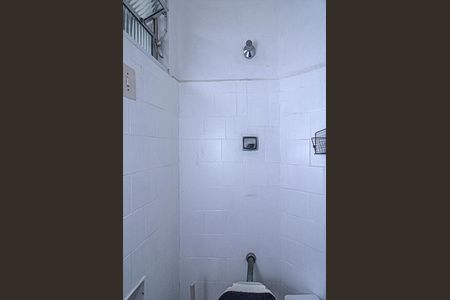 Apartamento à venda com 111m², 2 quartos e sem vagabanheiro na área de serviço_2