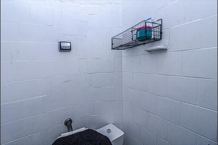 Apartamento à venda com 111m², 2 quartos e sem vagabanheiro na área de serviço_1