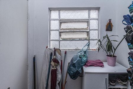 Apartamento à venda com 111m², 2 quartos e sem vagaquarto na área de serviço_3