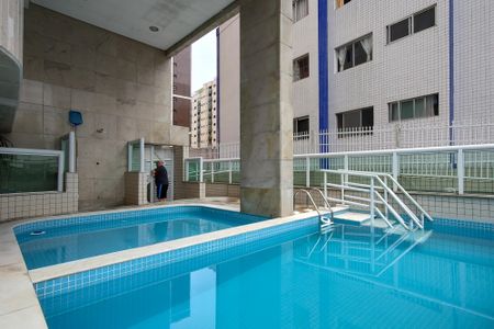 Apartamento para alugar com 100m², 3 quartos e 2 vagas Apartamento para alugar com 100m², 3 quartos e 2 vagasÁrea comum - Piscina