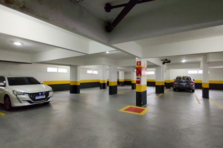 Apartamento para alugar com 100m², 3 quartos e 2 vagas Apartamento para alugar com 100m², 3 quartos e 2 vagasGaragem