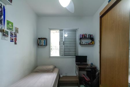 Apartamento à venda com 76m², 3 quartos e 1 vagaQuarto 2