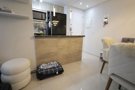Apartamento à venda com 53m², 2 quartos e 1 vaga Apartamento à venda com 53m², 2 quartos e 1 vagaSala