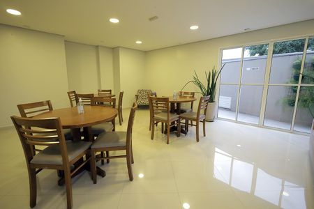 Apartamento à venda com 53m², 2 quartos e 1 vaga Apartamento à venda com 53m², 2 quartos e 1 vagaÁrea comum - Salão de festas