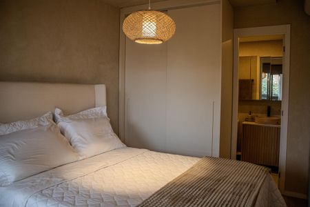 Quarto de apartamento à venda com 1 quarto, 51m² em Vila Anglo Brasileira, São Paulo