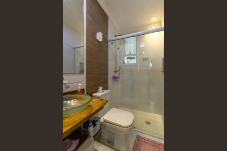 Apartamento para alugar com 74m², 2 quartos e 1 vagaBanheiro Social