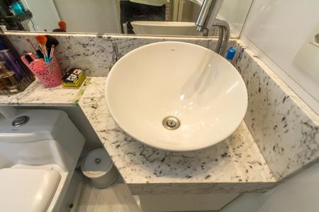 Apartamento para alugar com 74m², 2 quartos e 1 vagaBanheiro da Suíte