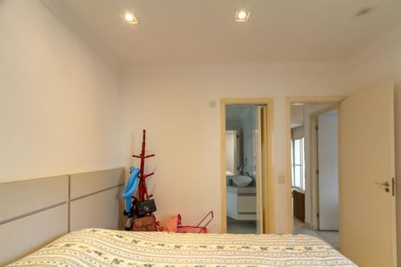 Apartamento para alugar com 74m², 2 quartos e 1 vagaSuíte