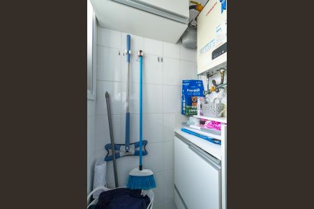 Apartamento para alugar com 74m², 2 quartos e 1 vagaÁrea de Serviço