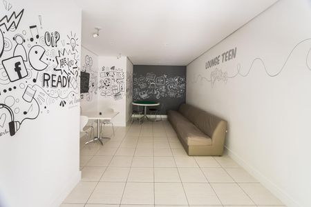 Apartamento para alugar com 74m², 2 quartos e 1 vagaÁrea Comum