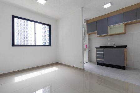 Apartamento para alugar com 38m², 2 quartos e sem vaga Apartamento para alugar com 38m², 2 quartos e sem vagaSala